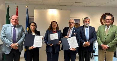 Consejería y Consejo Andaluz de Colegios Oficiales de Veterinarios estrechan lazos en materia de I+D+i