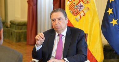 El Gobierno aprueba ayudas para el gasóleo agrícola, la compra de fertilizantes y una compensación para los buques pesqueros por el incremento de costes