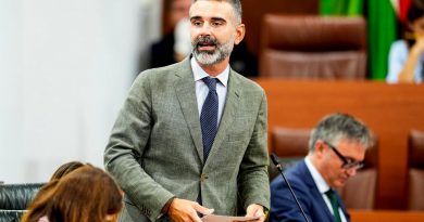 Fernández-Pacheco afirma que el agua es “clave para el desarrollo económico y social” de Andalucía