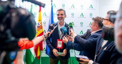 La Junta reserva una línea específica de 22M€ para el sector hortofrutícola en las ayudas a la agroindustria La Junta reserva una línea específica de 22M€ para el sector hortofrutícola en las ayudas a la agroindustria