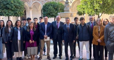 Luis Planas destaca el papel decisivo de la PAC en la transformación del campo español en los últimos 40 años Luis Planas destaca el papel decisivo de la PAC en la transformación del campo español en los últimos 40 años