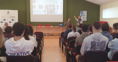 VÍDEO: Las cooperativas agroalimentarias acercan a los jóvenes las profesiones del futuro en el medio rural VÍDEO: Las cooperativas agroalimentarias acercan a los jóvenes las profesiones del futuro en el medio rural